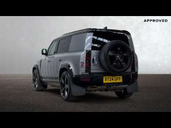 Used Land Rover Defender 110 2024 for sale - 74823717: Photo