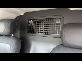Used Land Rover Defender 110 2024 for sale - 74823717: Photo