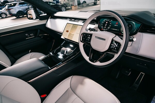 Used Land Rover Range Rover Sport 2024 for sale - 76228864: Photo 10