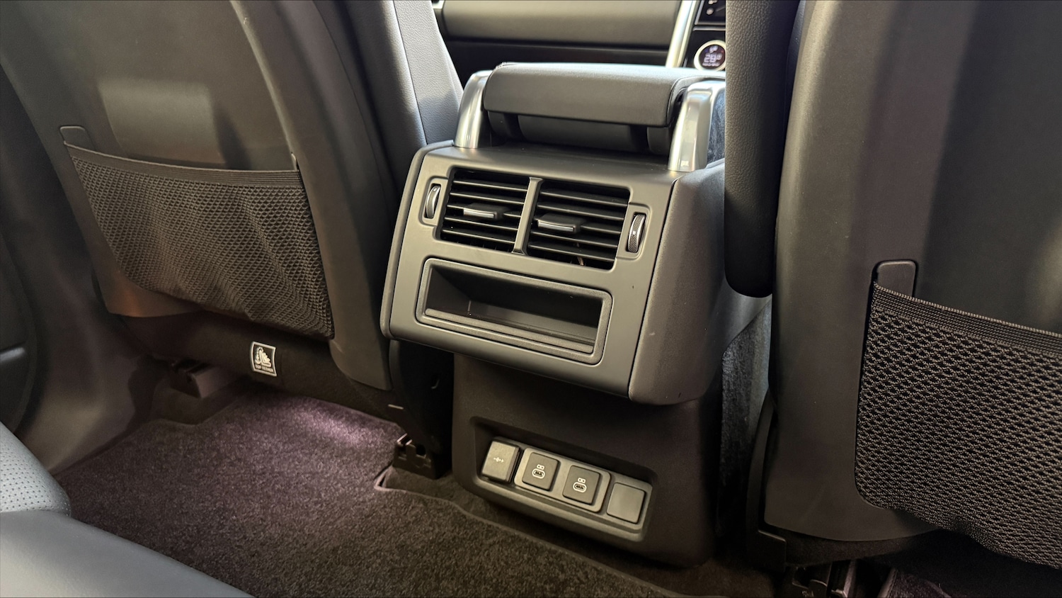 Used Land Rover Discovery 2022 for sale - 77052407: Photo 18