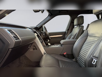 Used Land Rover Discovery 2022 for sale - 77052407: Photo