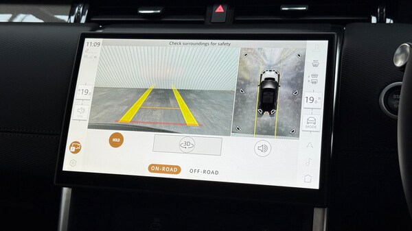 Used Land Rover Discovery Sport 2025 for sale - 74454663: Photo 12