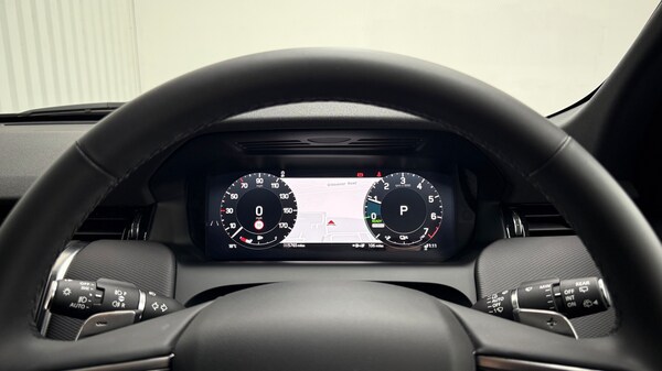 Used Land Rover Discovery Sport 2025 for sale - 74454663: Photo 16