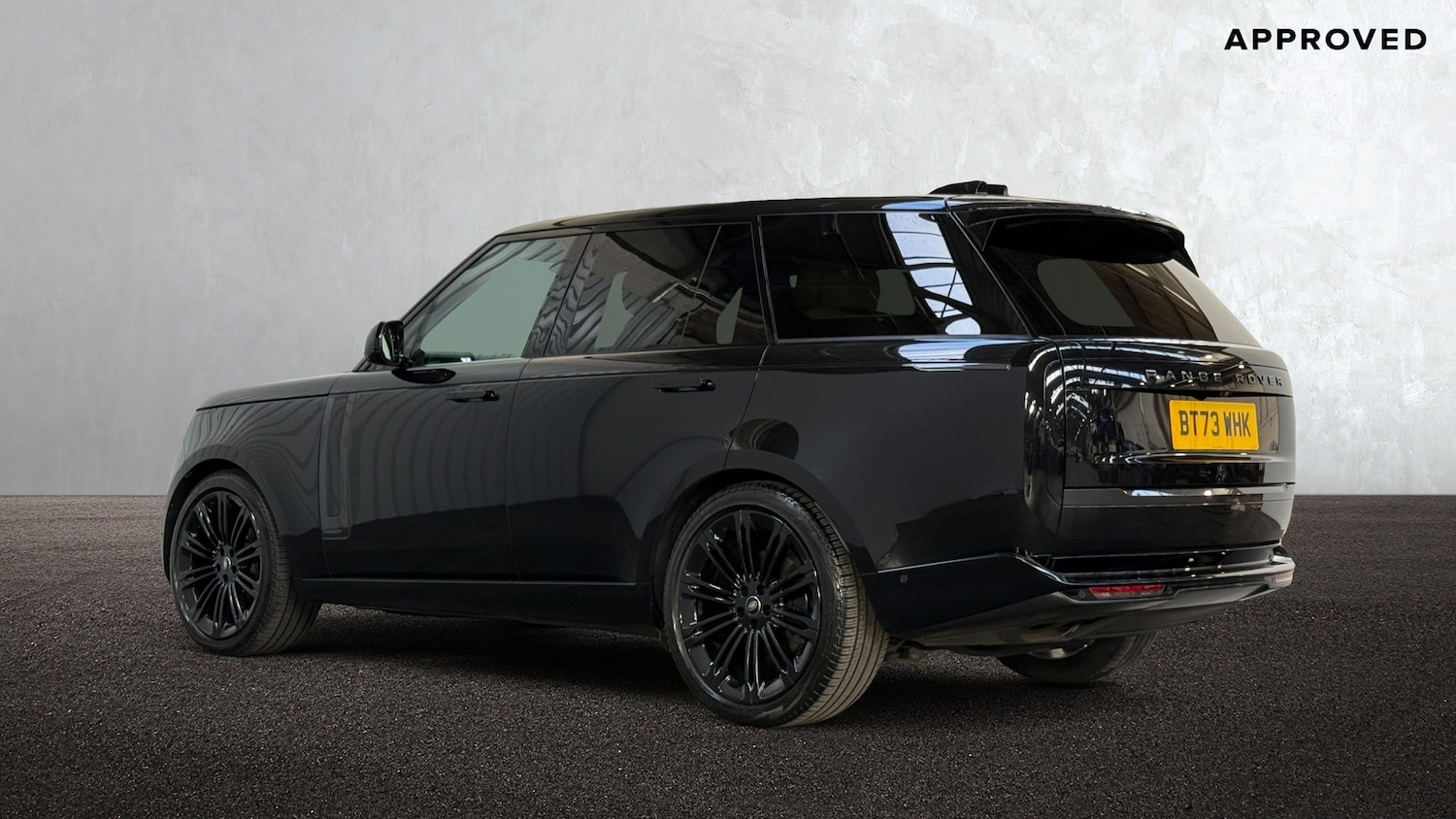 Used Land Rover Range Rover 2023 for sale - 77046344: Photo 2