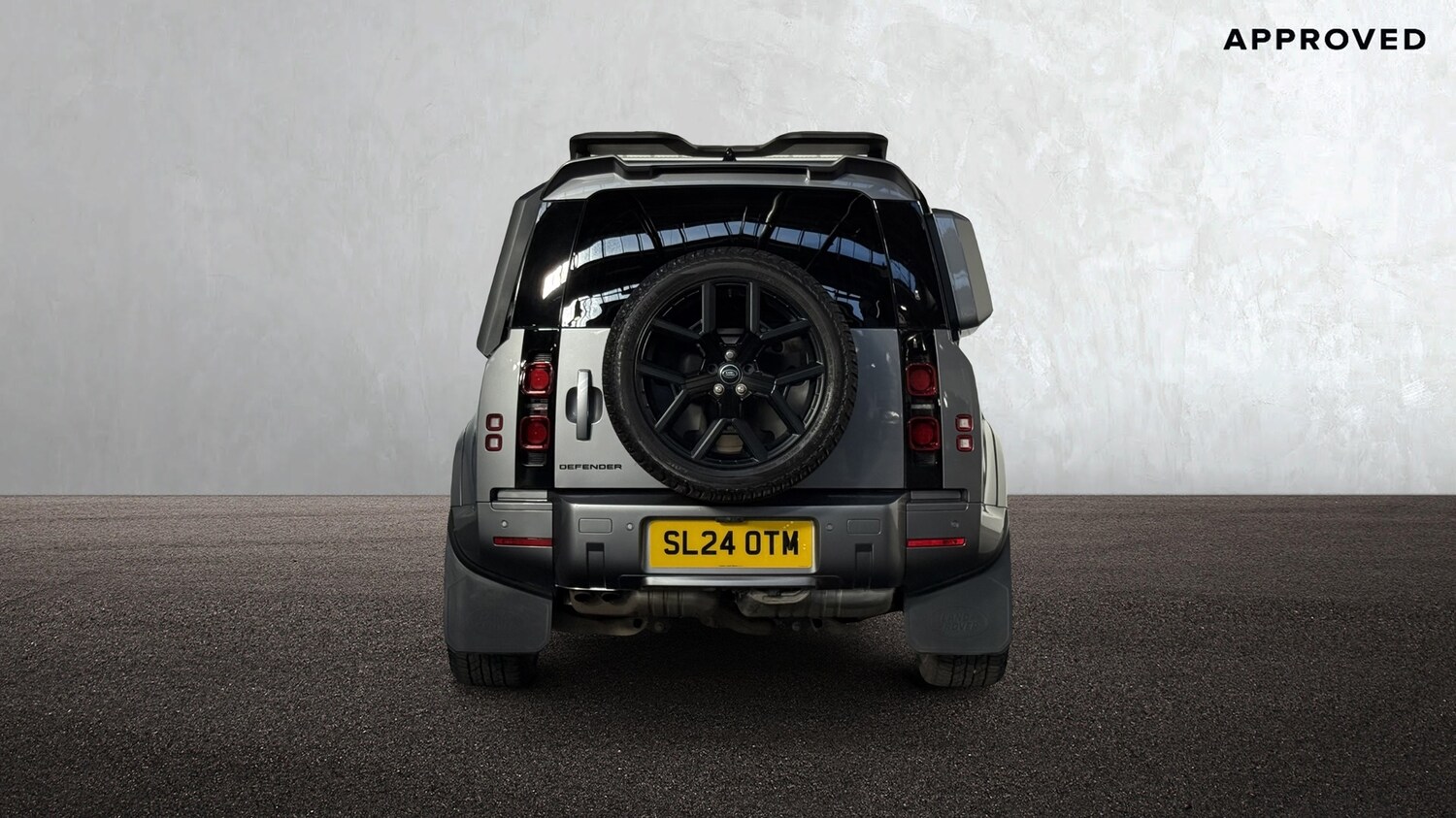 Used Land Rover Defender 90 2024 for sale - 76528681: Photo 6