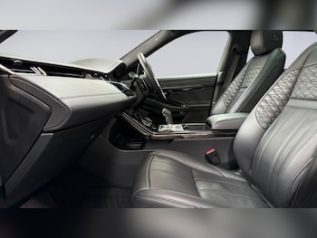 Used Land Rover Range Rover Evoque 2023 for sale - 77124672: Photo