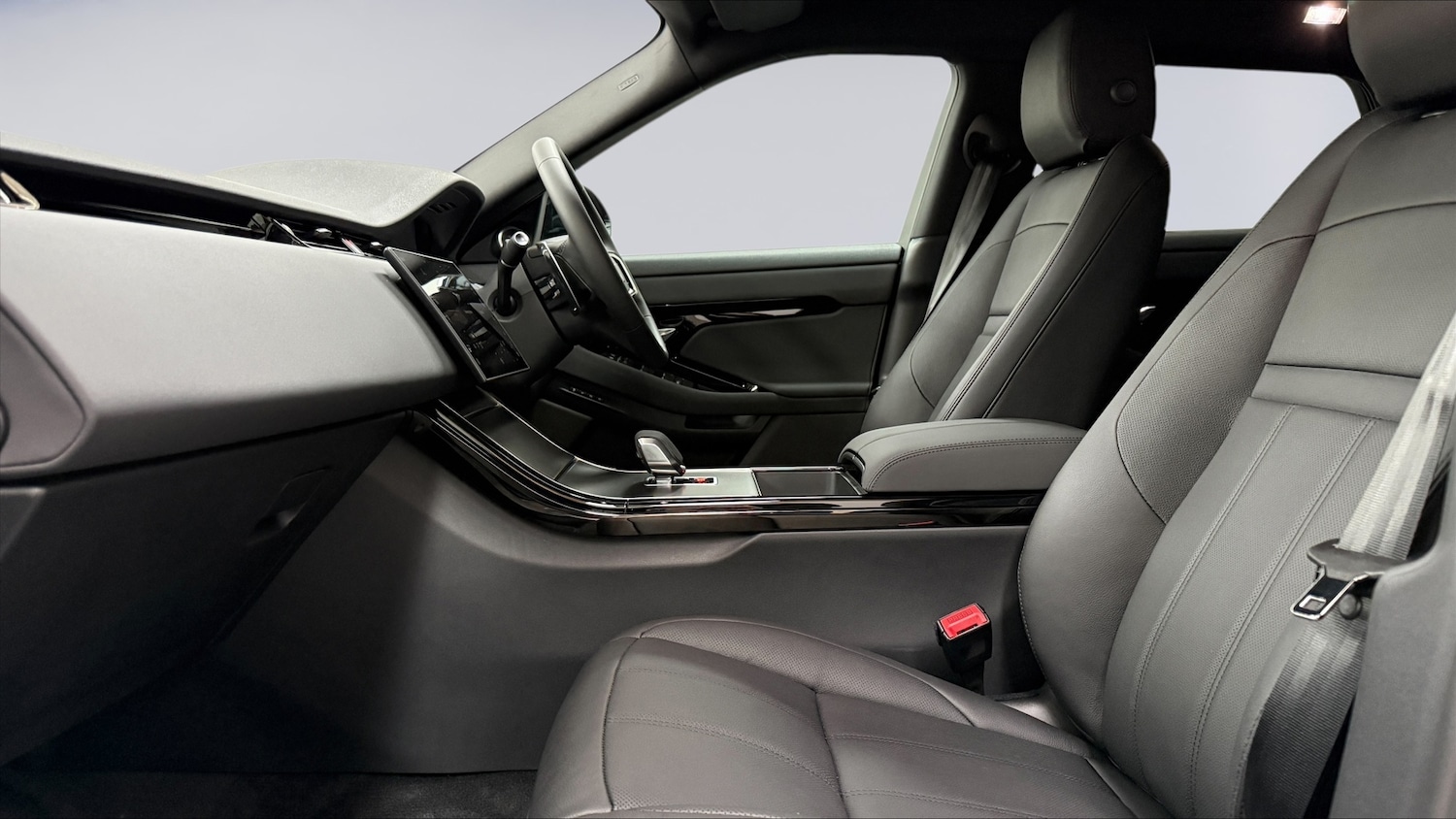 Used Land Rover Range Rover Evoque 2026 for sale - 78117267: Photo 3