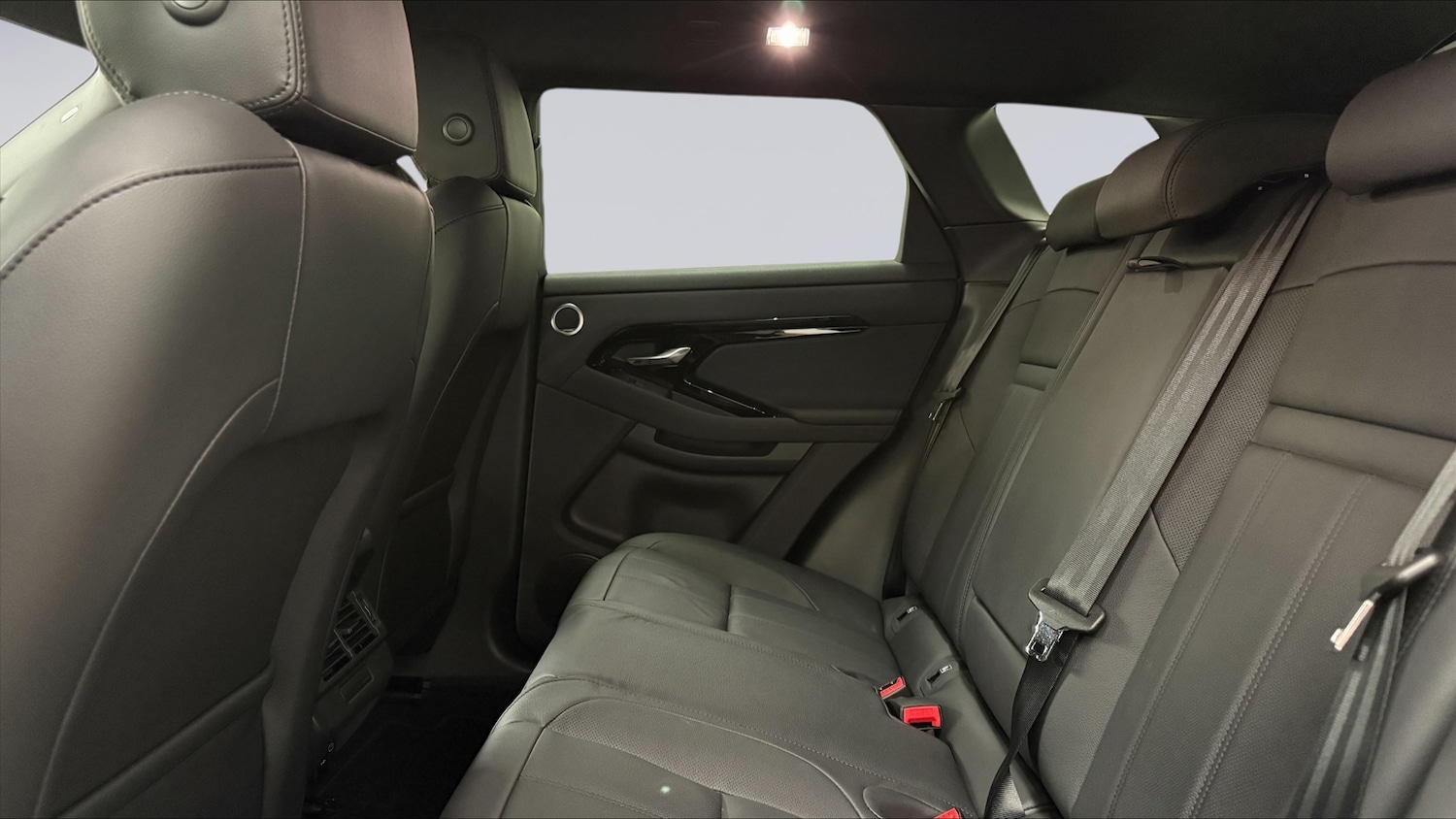 Used Land Rover Range Rover Evoque 2026 for sale - 78117267: Photo 4