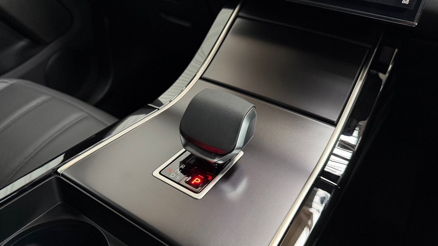 Used Land Rover Range Rover Evoque 2025 for sale - 76800711: Photo 13