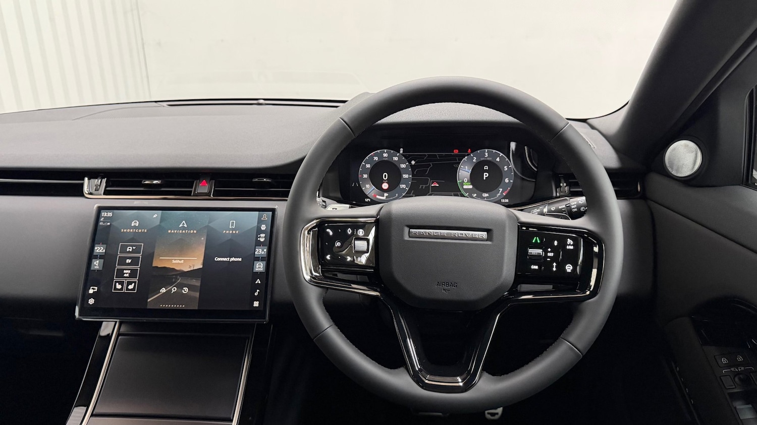 Used Land Rover Range Rover Evoque 2025 for sale - 76800711: Photo 15