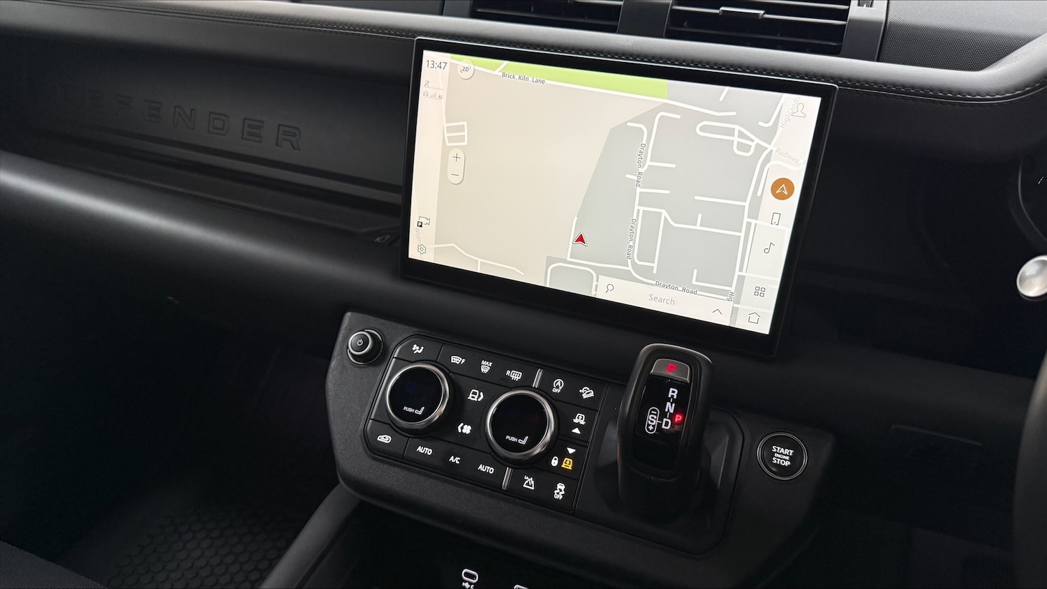 Used Land Rover Defender 2023 for sale - 76888270: Photo 11