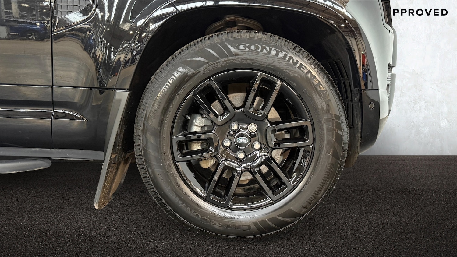 Used Land Rover Defender 2023 for sale - 76888270: Photo 8