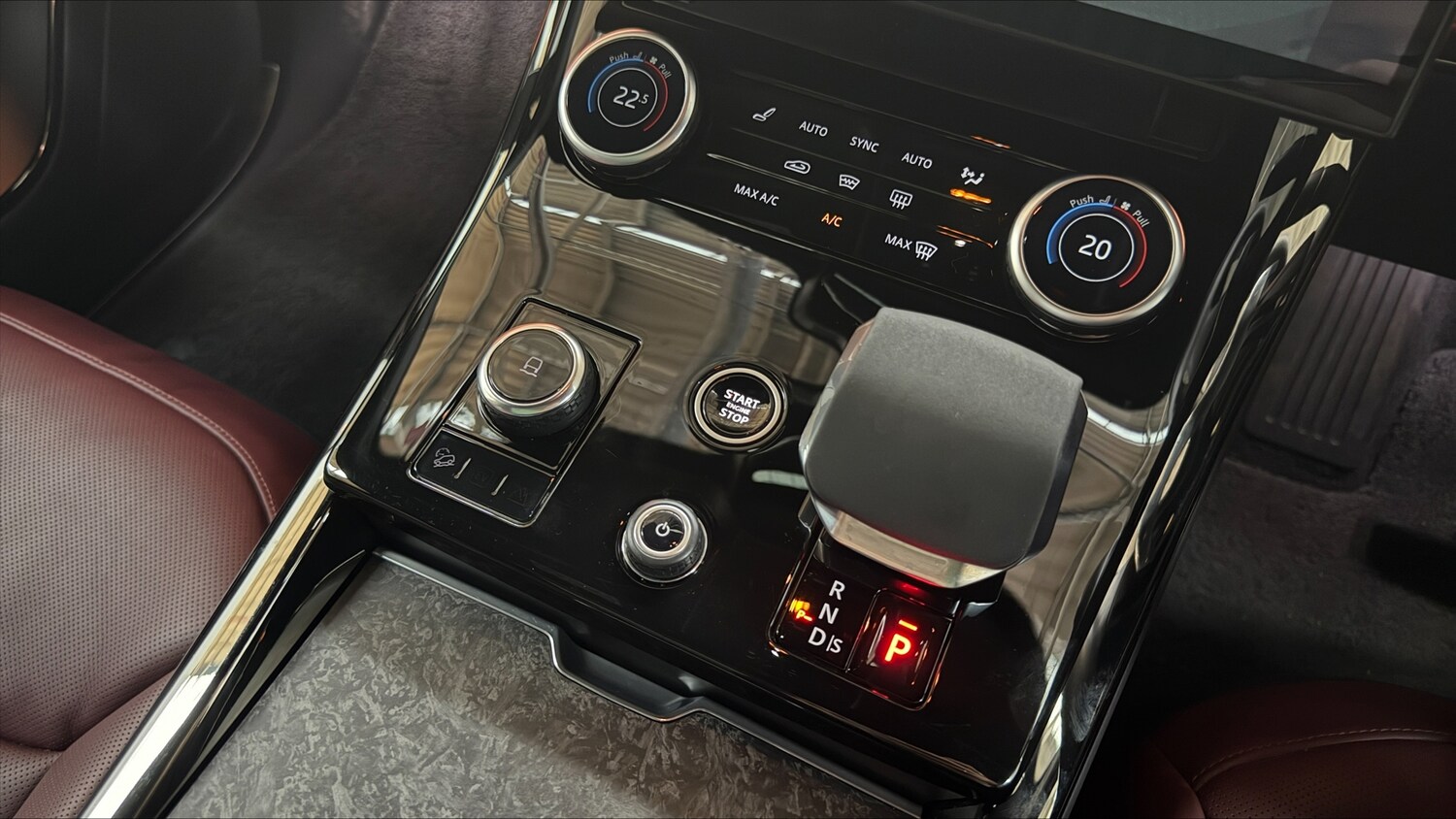 Used Land Rover Range Rover Sport 2024 for sale - 76800557: Photo 13