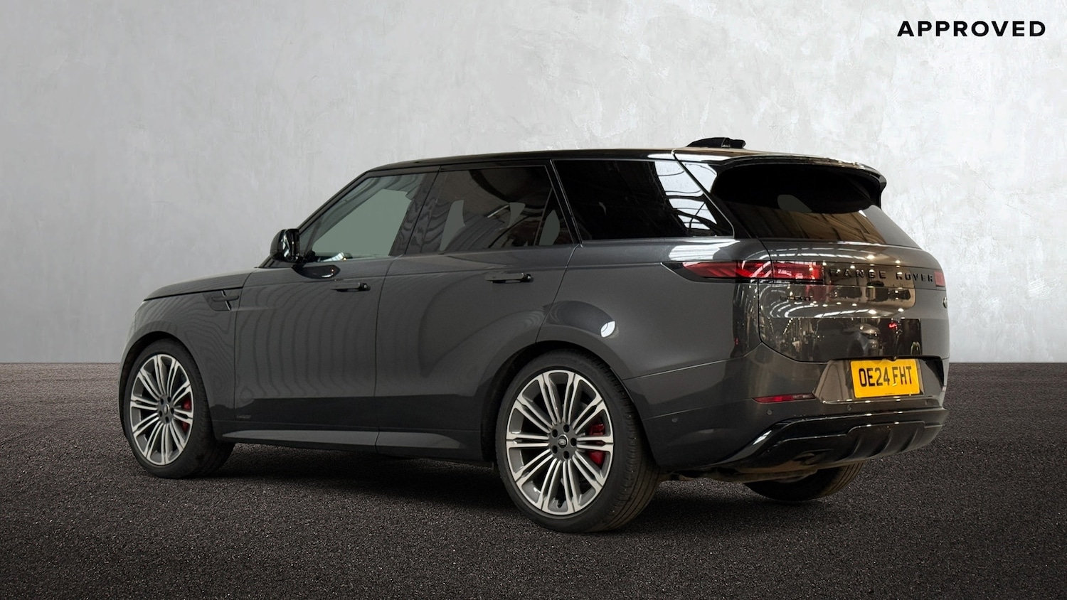 Used Land Rover Range Rover Sport 2024 for sale - 76800557: Photo 2