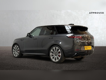 Used Land Rover Range Rover Sport 2024 for sale - 76800557: Photo