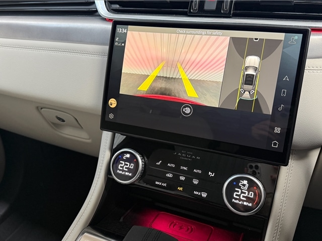 Used Jaguar F-Pace 2023 for sale - 76419912: Photo 12