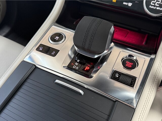 Used Jaguar F-Pace 2023 for sale - 76419912: Photo 13