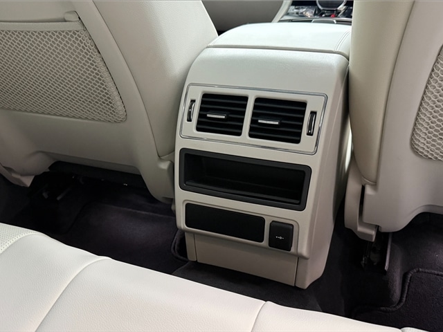 Used Jaguar F-Pace 2023 for sale - 76419912: Photo 18