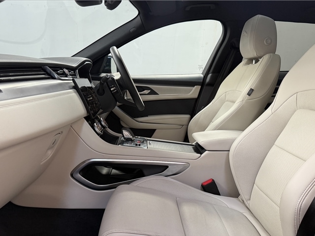 Used Jaguar F-Pace 2023 for sale - 76419912: Photo 3