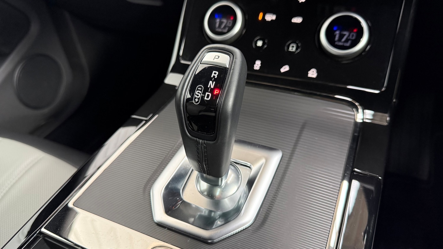 Used Land Rover Range Rover Evoque 2022 for sale - 76139751: Photo 13
