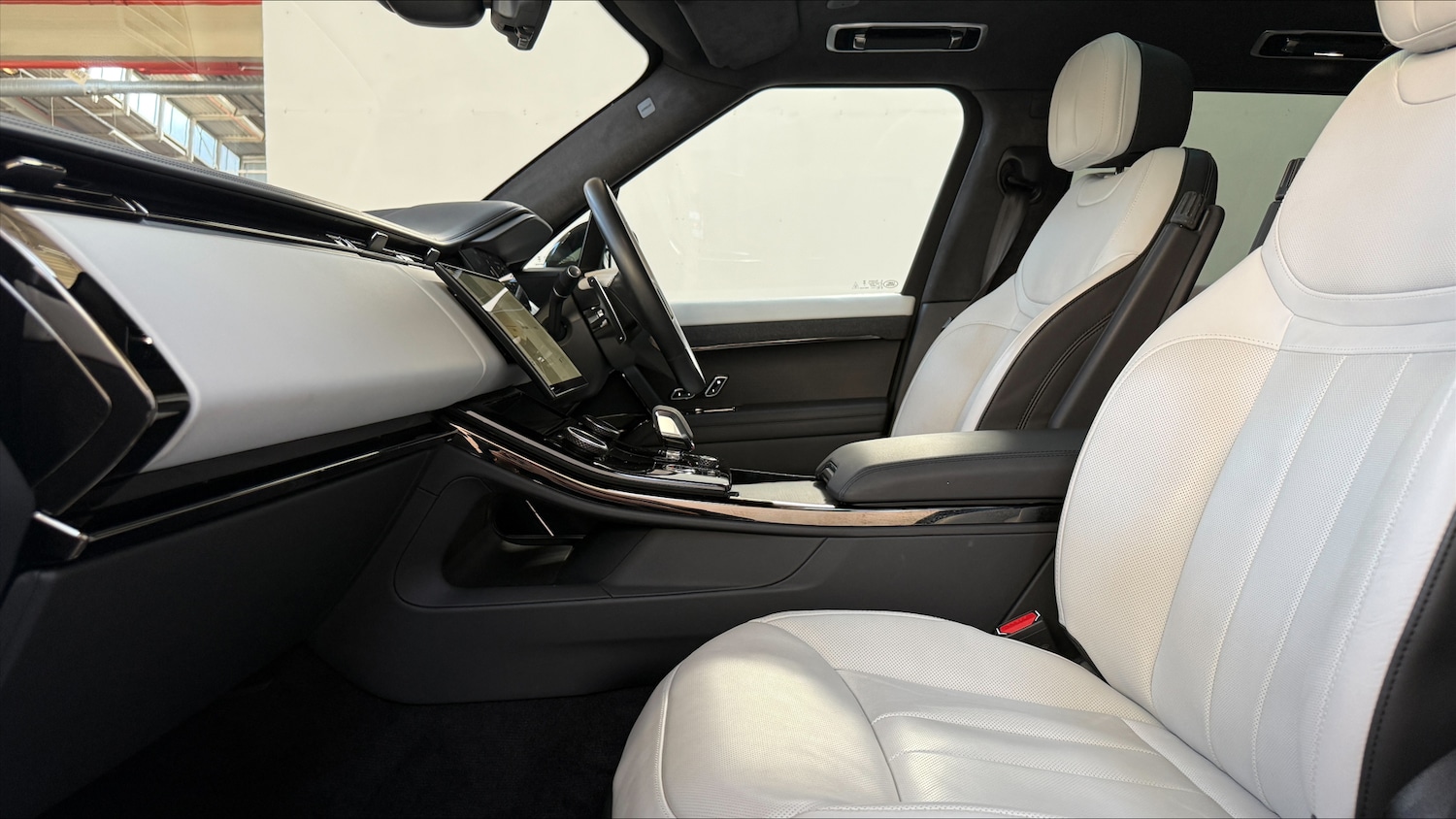 Used Land Rover Range Rover Sport 2023 for sale - 78049106: Photo 3