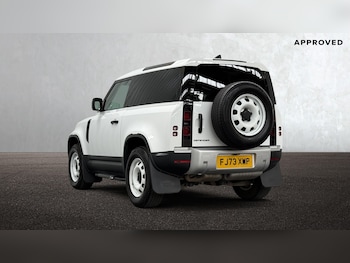 Used Land Rover Defender 90 2023 for sale - 75509212: Photo