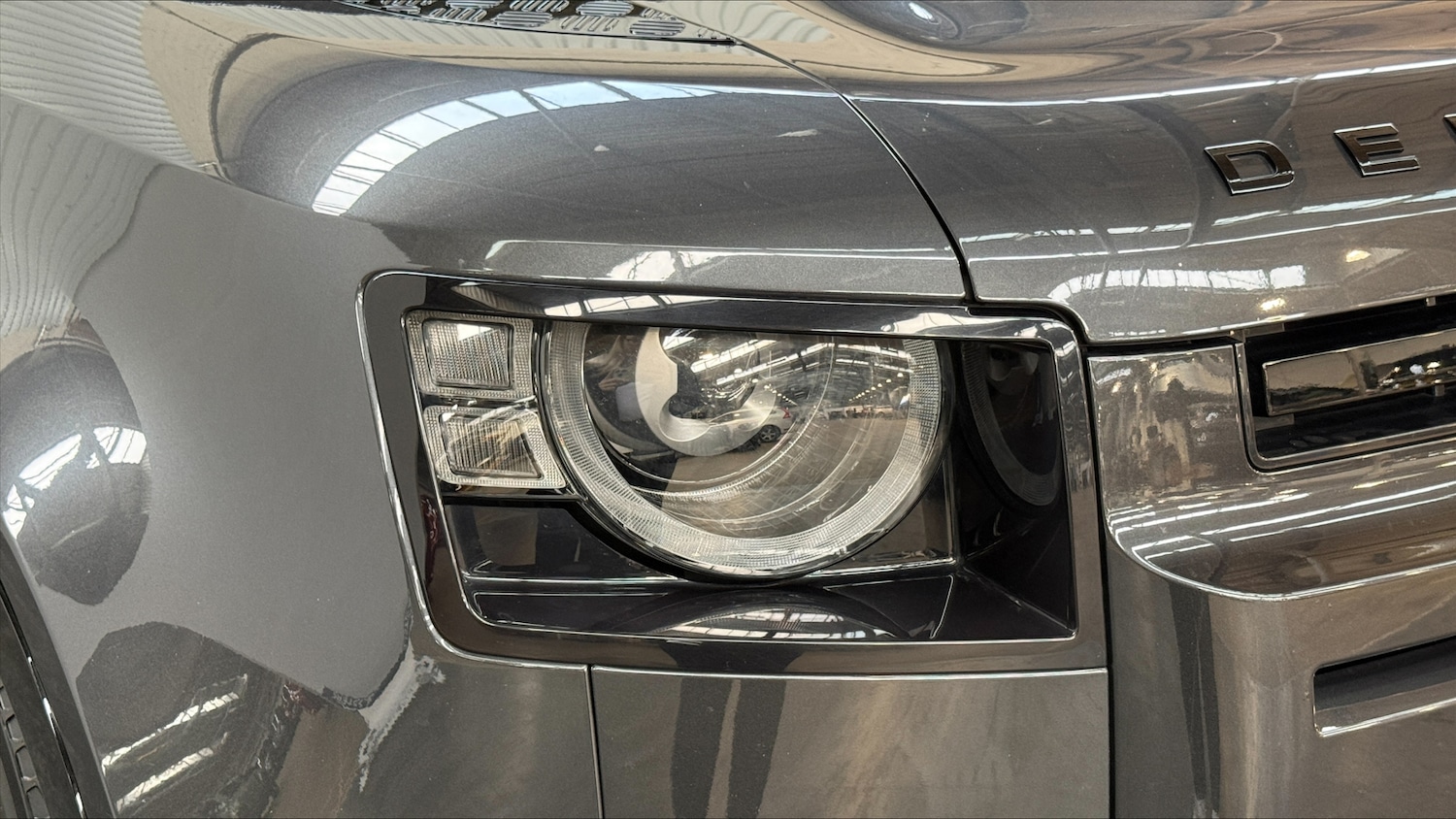 Used Land Rover Defender 2023 for sale - 77132734: Photo 17