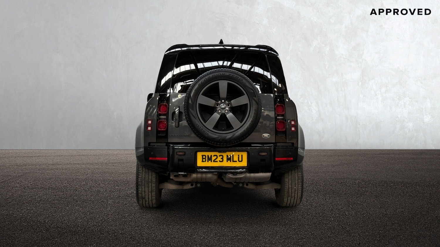 Used Land Rover Defender 2023 for sale - 77132734: Photo 6