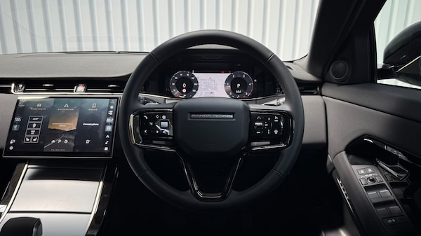 Used Land Rover Range Rover Evoque 2025 for sale - 74325878: Photo 15