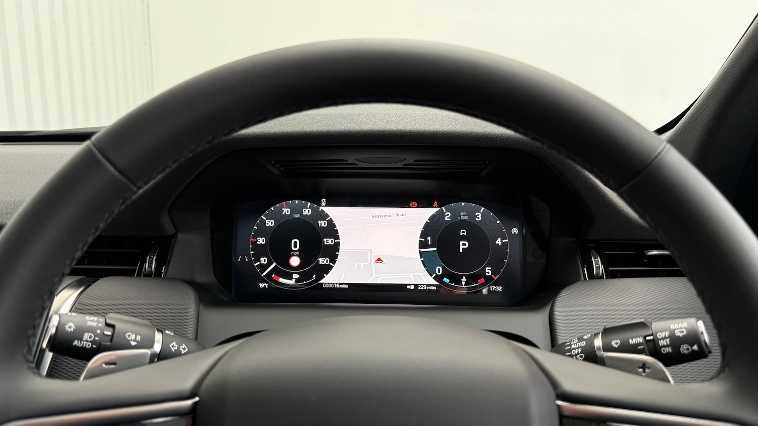 Used Land Rover Discovery Sport 2025 for sale - 77739469: Photo 16