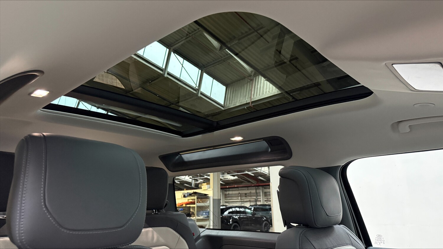 Used Land Rover Defender 2024 for sale - 77855219: Photo 20