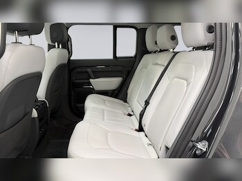 Used Land Rover Defender 2024 for sale - 78277343: Photo