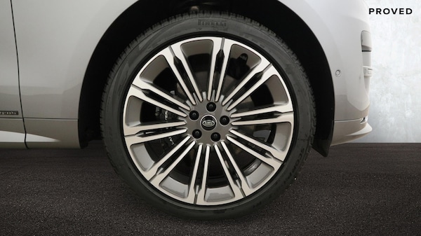 Used Land Rover Range Rover Sport 2024 for sale - 75298983: Photo 8