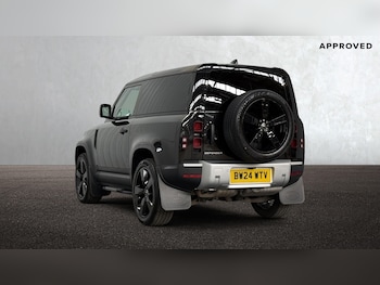 Used Land Rover Defender 110 2024 for sale - 79094558: Photo