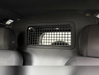 Used Land Rover Defender 110 2024 for sale - 79094558: Photo