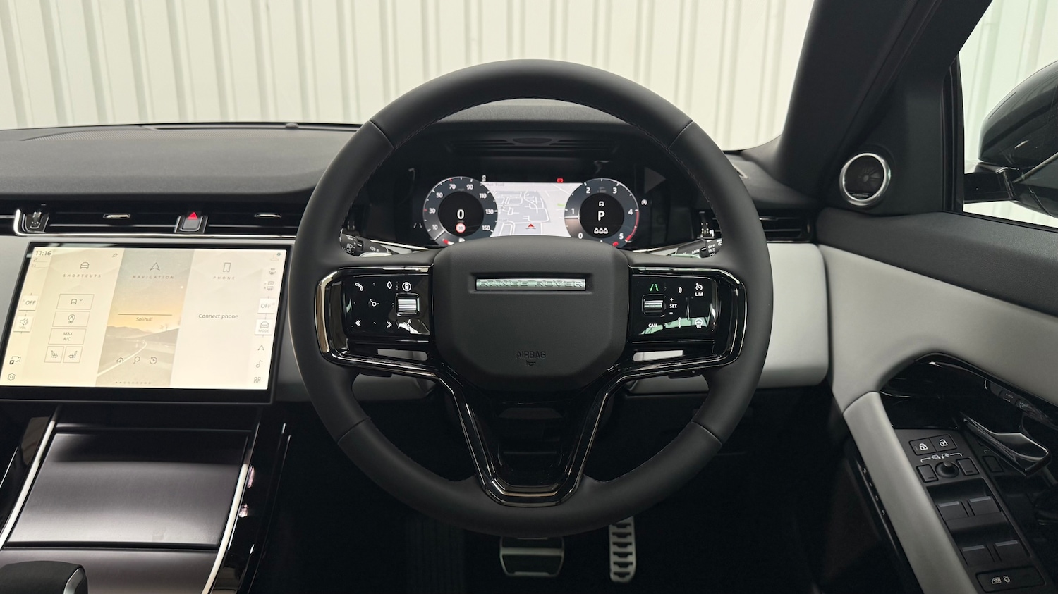 Used Land Rover Range Rover Evoque 2025 for sale - 76176065: Photo 15