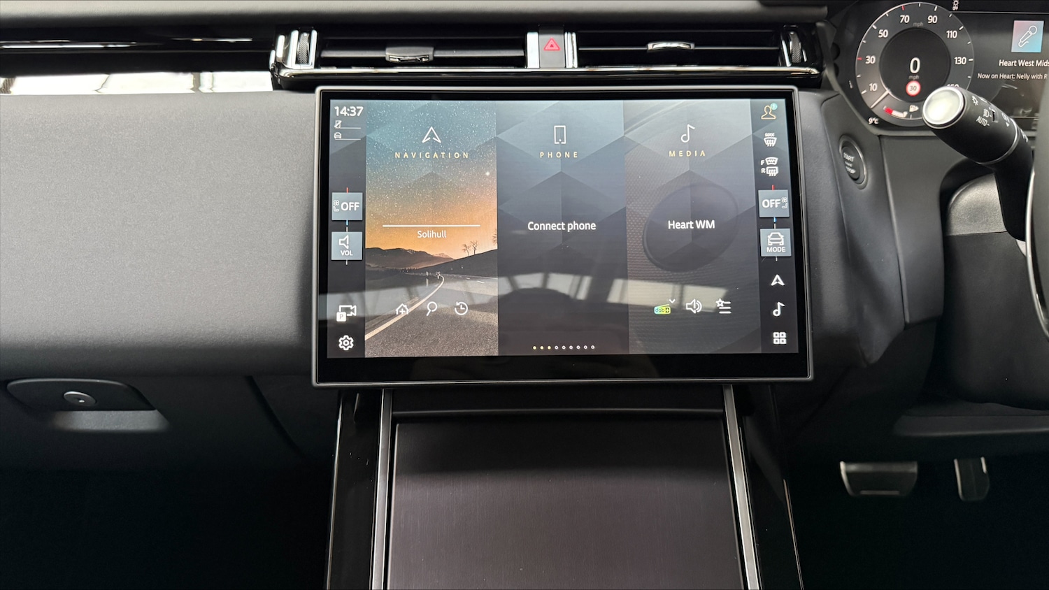 Used Land Rover Range Rover Velar 2026 for sale - 77470370: Photo 14