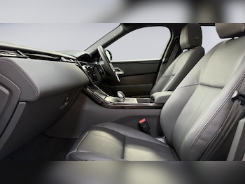 Used Land Rover Range Rover Velar 2026 for sale - 77470370: Photo