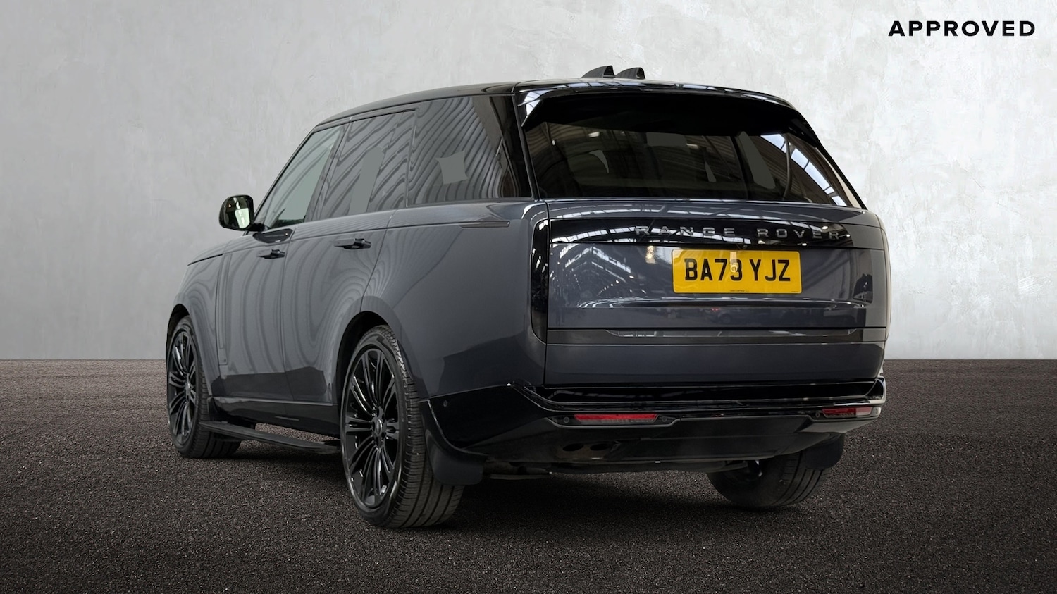 Used Land Rover Range Rover 2024 for sale - 76372386: Photo 2