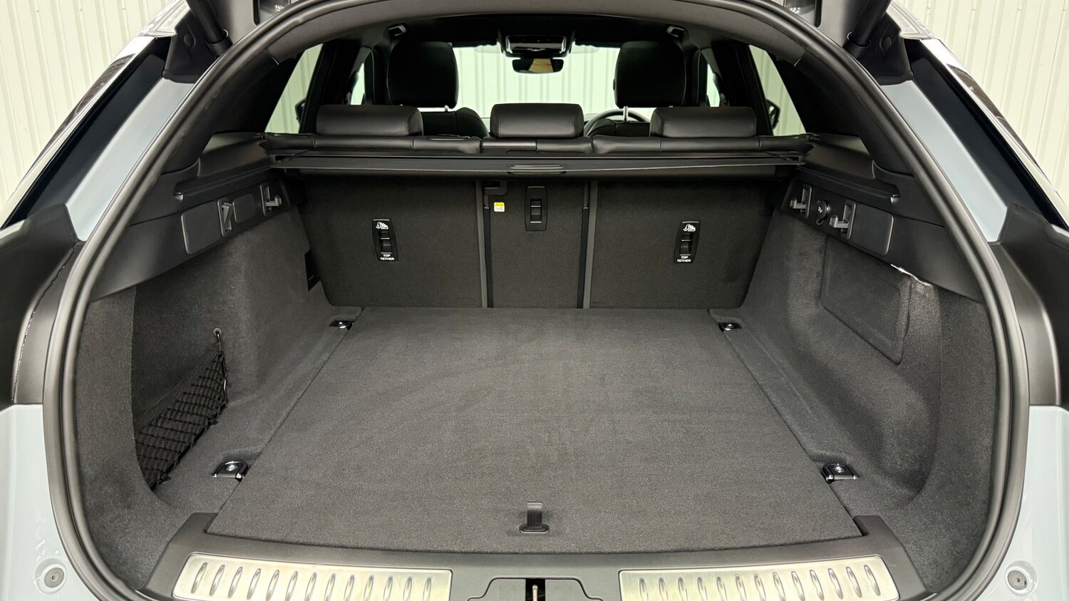 Used Land Rover Range Rover Velar 2025 for sale - 76176071: Photo 10