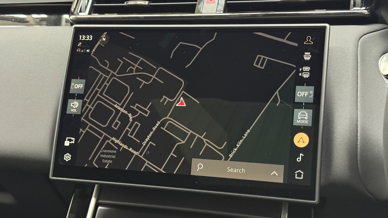 Used Land Rover Range Rover Velar 2025 for sale - 76176071: Photo 11