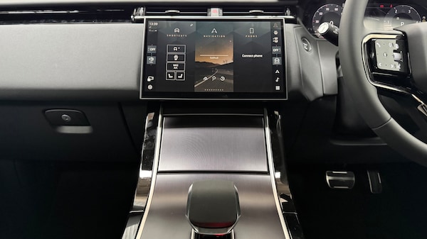 Used Land Rover Range Rover Velar 2025 for sale - 76176071: Photo 14