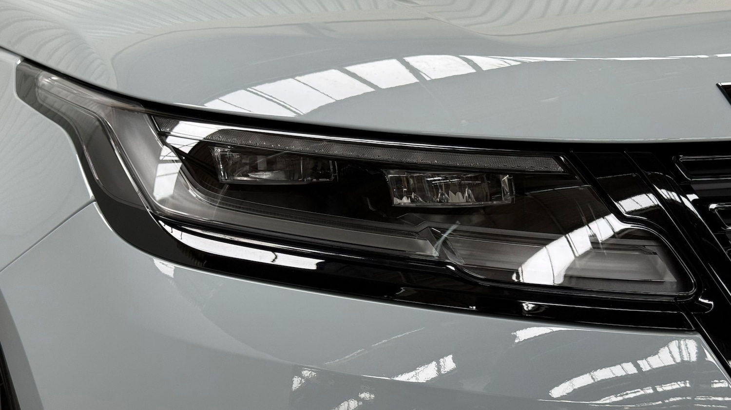 Used Land Rover Range Rover Velar 2025 for sale - 76176071: Photo 17