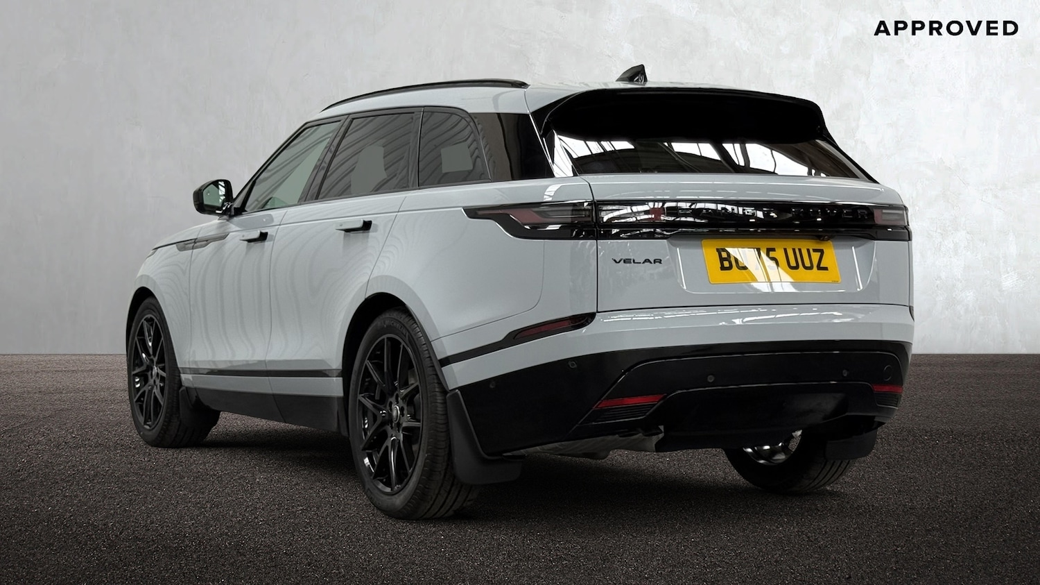 Used Land Rover Range Rover Velar 2025 for sale - 76176071: Photo 2