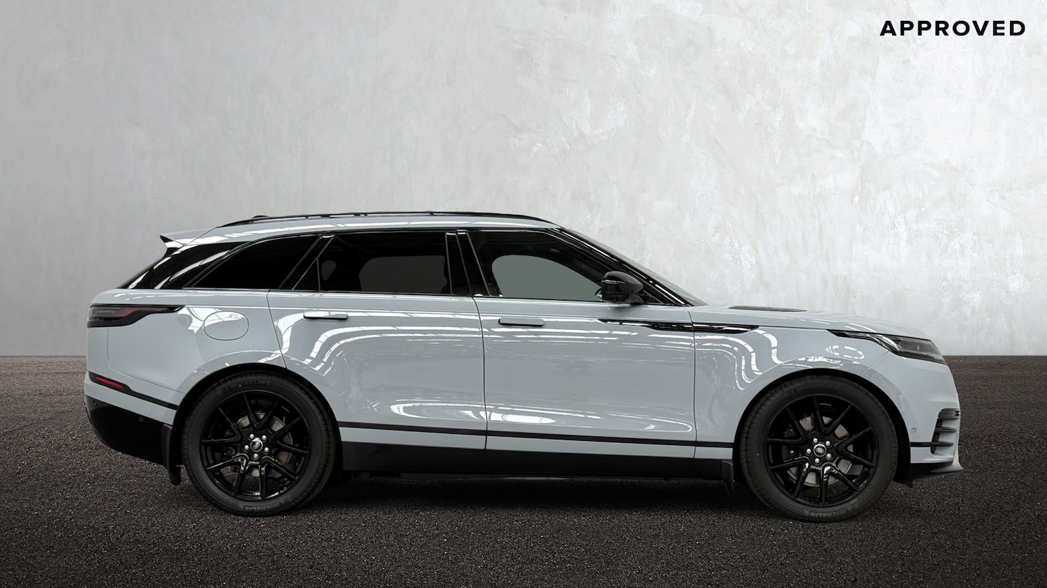 Used Land Rover Range Rover Velar 2025 for sale - 76176071: Photo 5