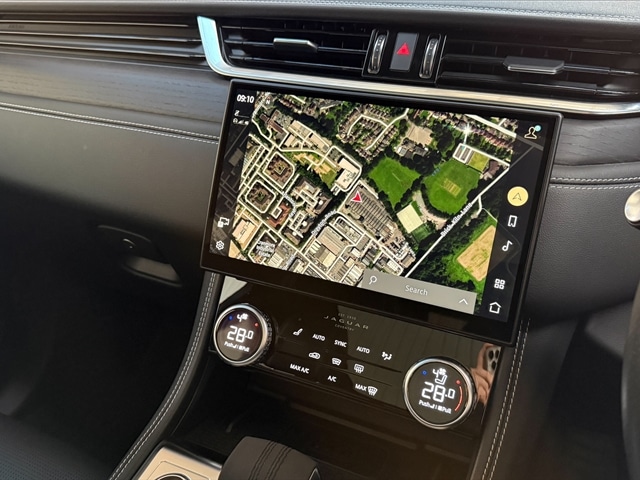 Used Jaguar F-Pace 2022 for sale - 77124532: Photo 11