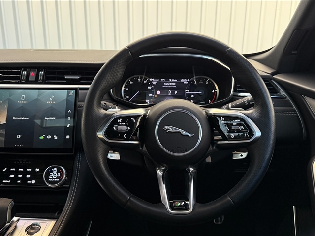 Used Jaguar F-Pace 2022 for sale - 77124532: Photo 15