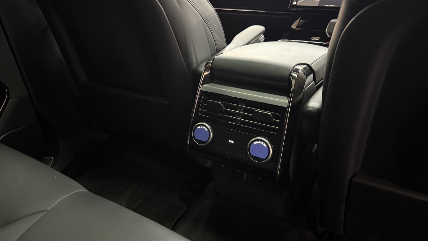 Used Land Rover Range Rover Sport 2024 for sale - 76434241: Photo 18