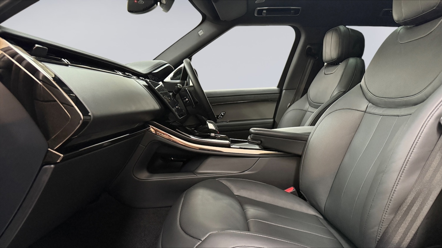 Used Land Rover Range Rover Sport 2024 for sale - 76434241: Photo 3