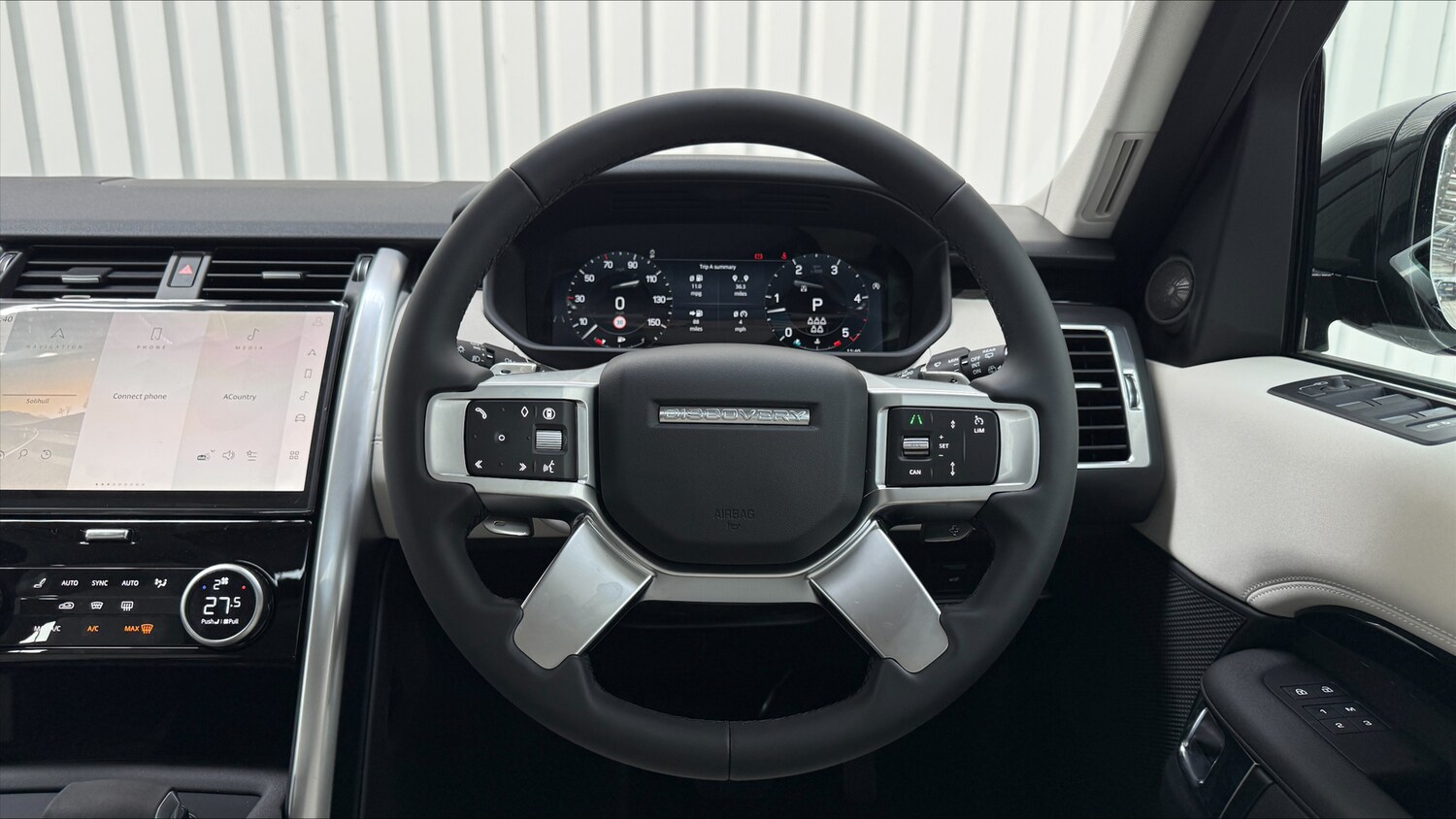 Used Land Rover Discovery 2026 for sale - 78117346: Photo 15